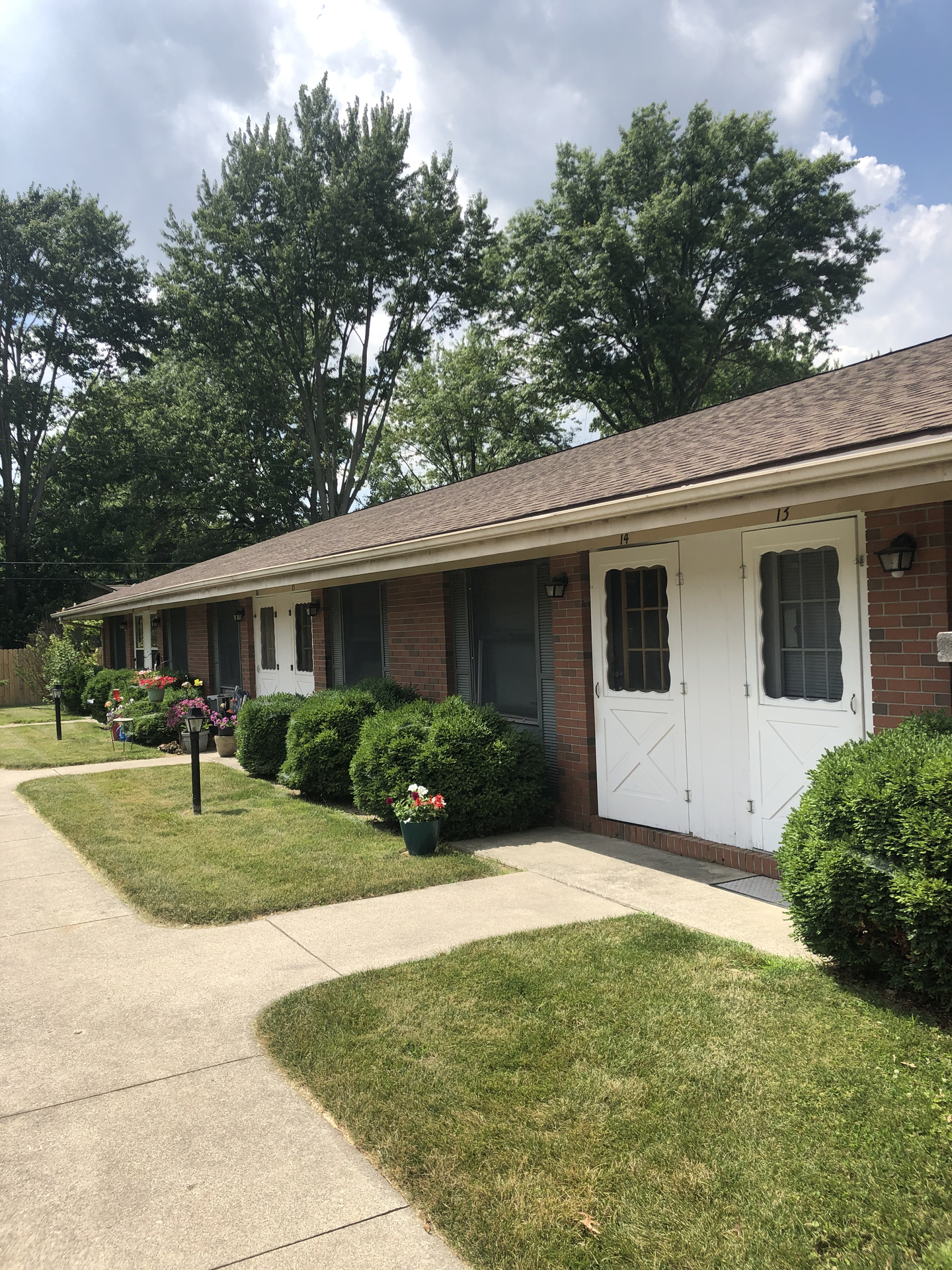 17th Street Commons - Main View